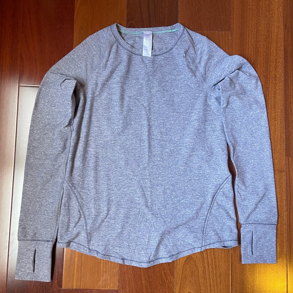 Like new girl Ivivva long sleeve top, size 10
